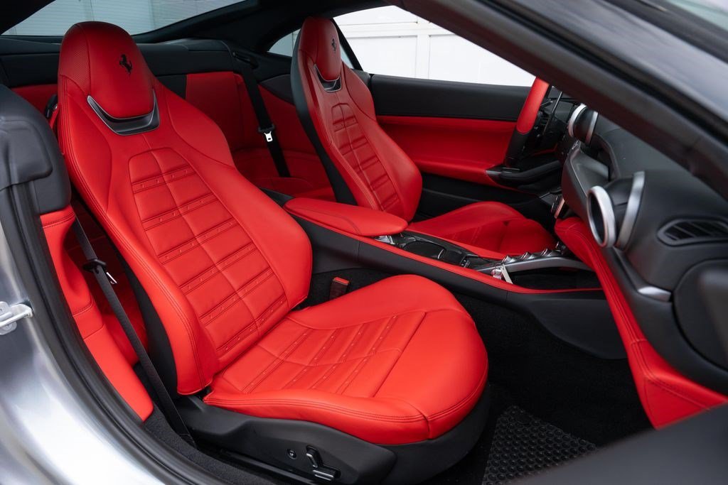 Used 2022 Ferrari Portofino M RWD image 62