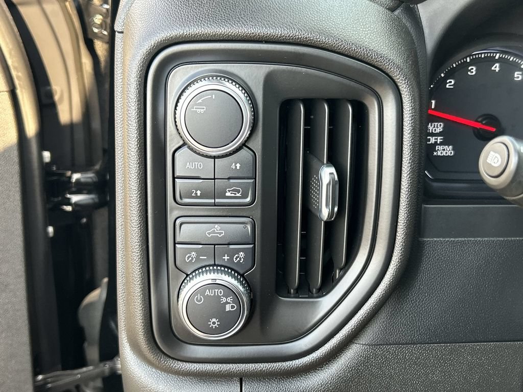 Used 2022 GMC Sierra 1500 Pro w/ Trailering Package AWD/4WD image 17