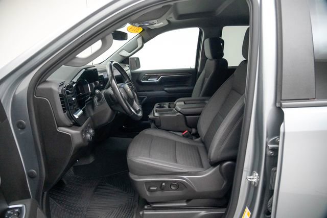 Used 2024 Chevrolet Silverado 1500 LT AWD/4WD image 23
