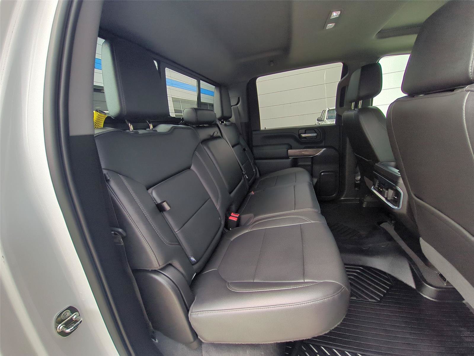 Used 2022 Chevrolet Silverado 2500 LTZ AWD/4WD image 32