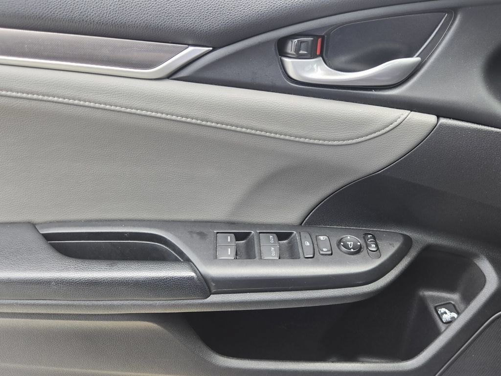 Used 2021 Honda Civic EX-L image 25