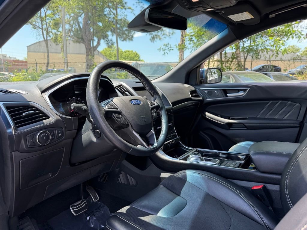 Used 2019 Ford Edge ST w/ Equipment Group 401A AWD/4WD image 9