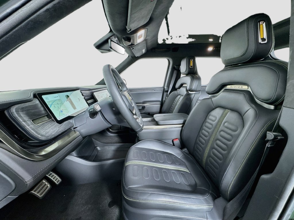 Used 2022 Rivian R1T Adventure AWD/4WD image 13