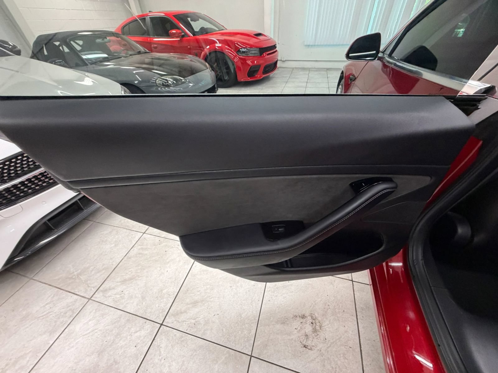 Used 2018 Tesla Model 3 Long Range AWD/4WD image 15