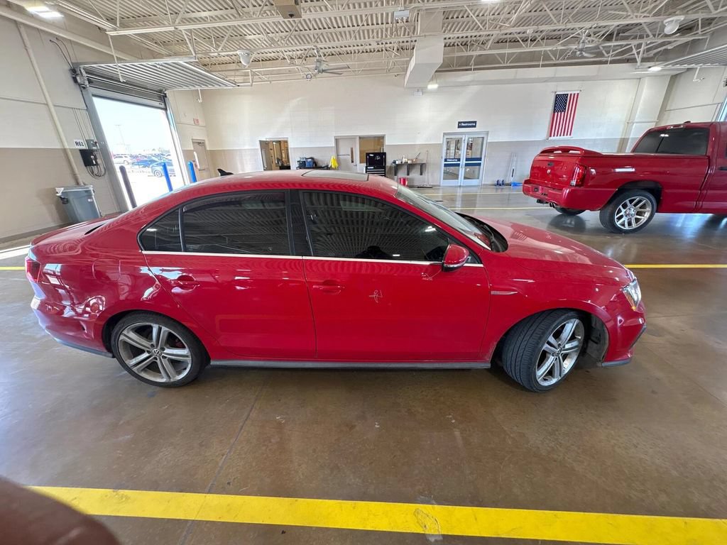 Used 2016 Volkswagen Jetta GLI SEL FWD image 7