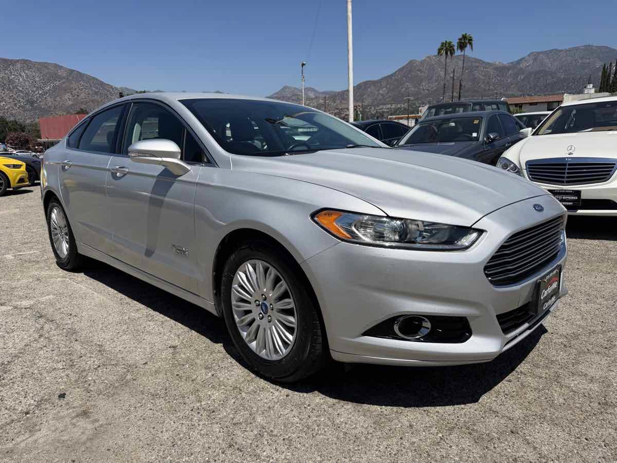 Used 2014 Ford Fusion Energi Titanium FWD image 1