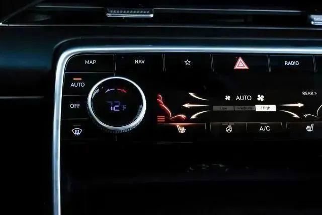 Used 2024 Genesis GV80 2.5T image 36