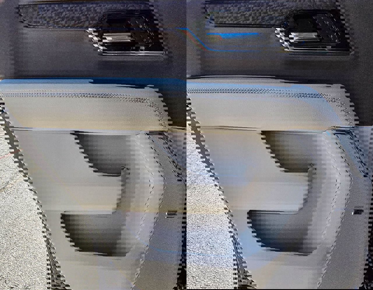 Certified 2025 GMC Yukon Denali image 31