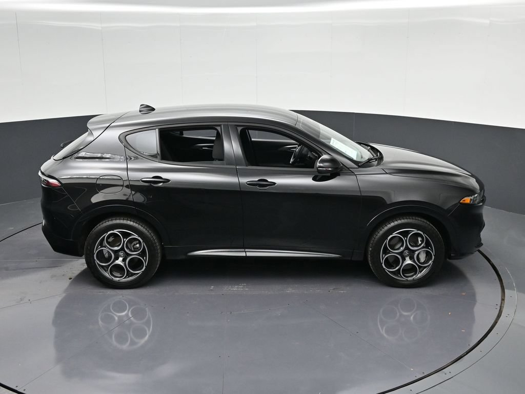 Used 2025 Alfa Romeo Tonale AWD/4WD image 26