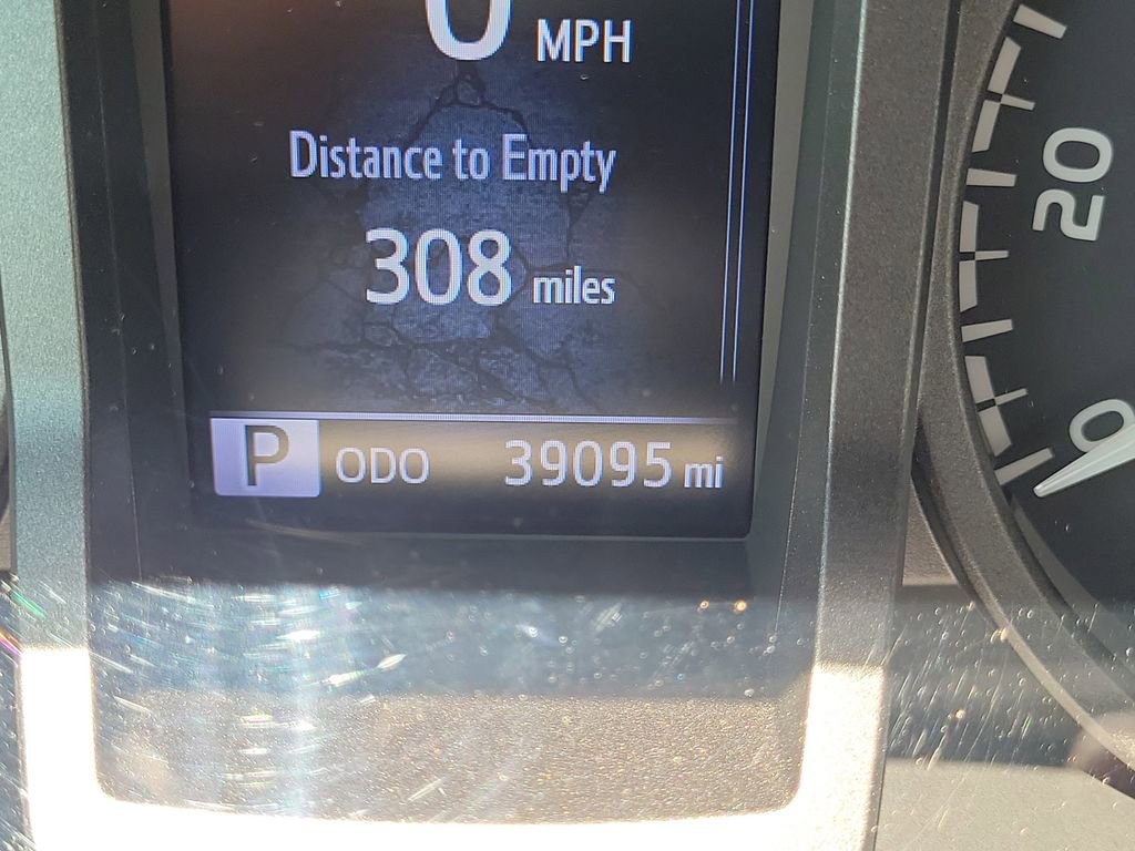 Used 2022 Toyota Tacoma TRD Sport w/ Technology Package RWD image 25