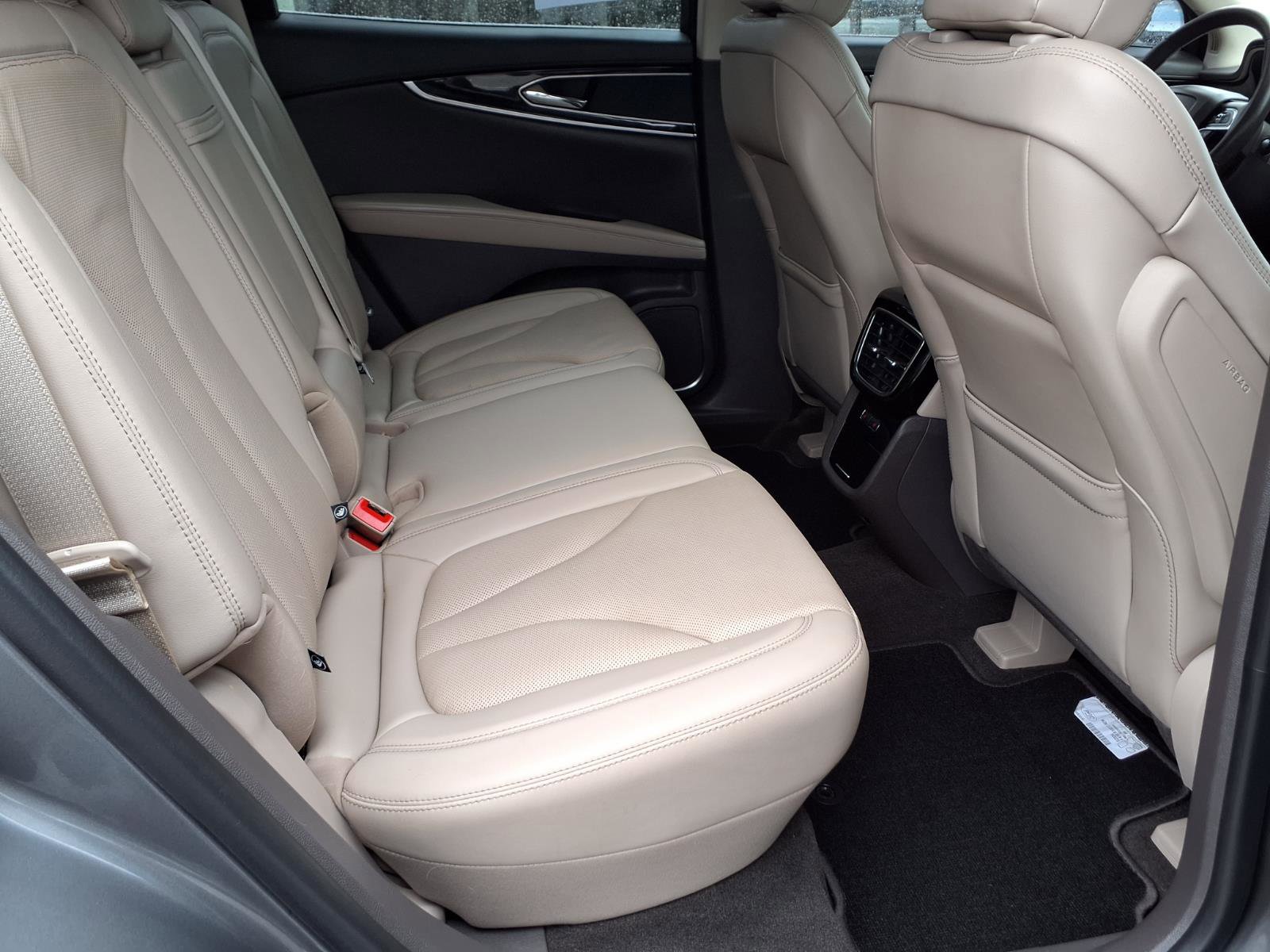 Certified 2022 Lincoln Nautilus Reserve image 13