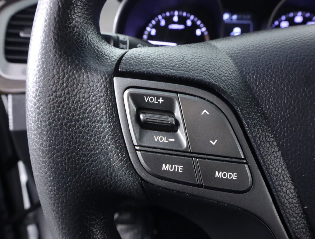 Used 2019 Hyundai Santa Fe XL SE image 13