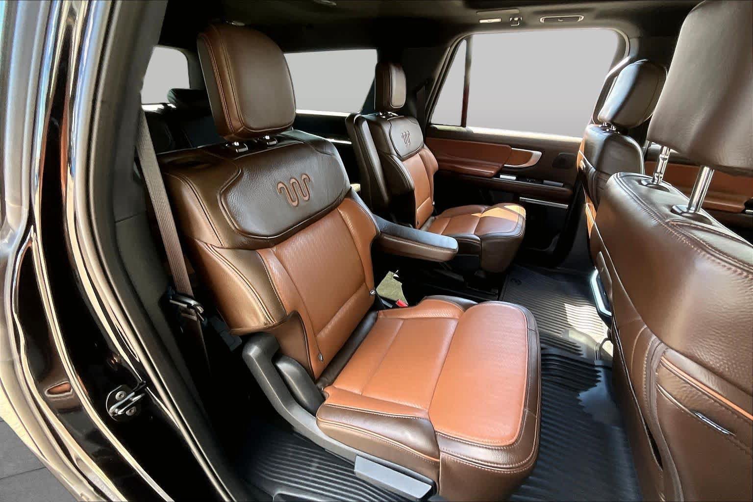 Used 2025 Ford Expedition Max King Ranch AWD/4WD image 19