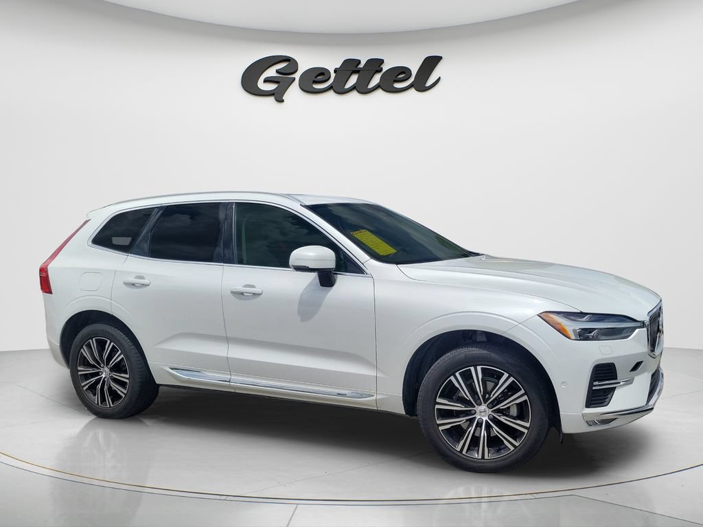 Used 2022 Volvo XC60 B5 Inscription w/ Advanced Package FWD image 3