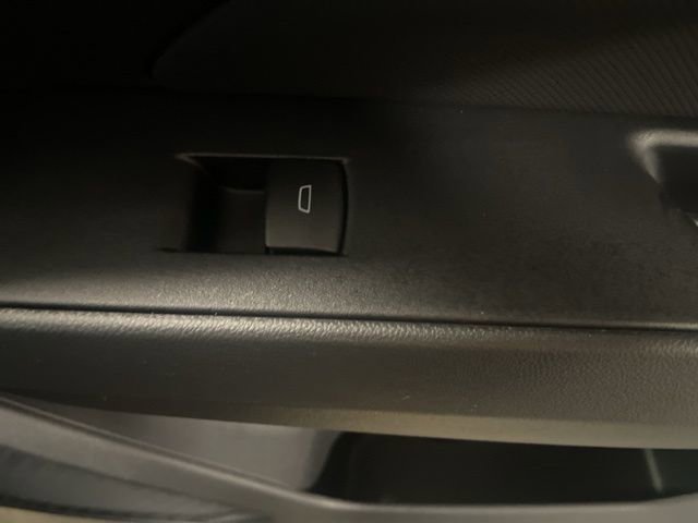 New 2026 Chevrolet Equinox EV LT w/ Comfort Package image 42