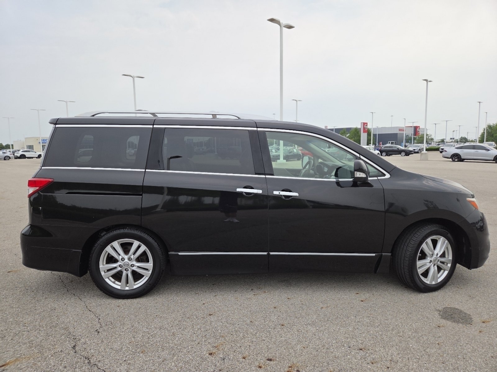 Used 2012 Nissan Quest SL w/ Bose Pkg FWD image 17