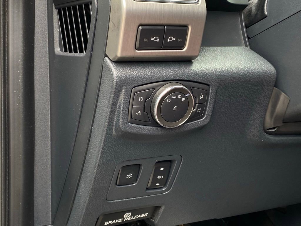 Used 2022 Ford F450 Platinum w/ FX4 Off-Road Package AWD/4WD image 13
