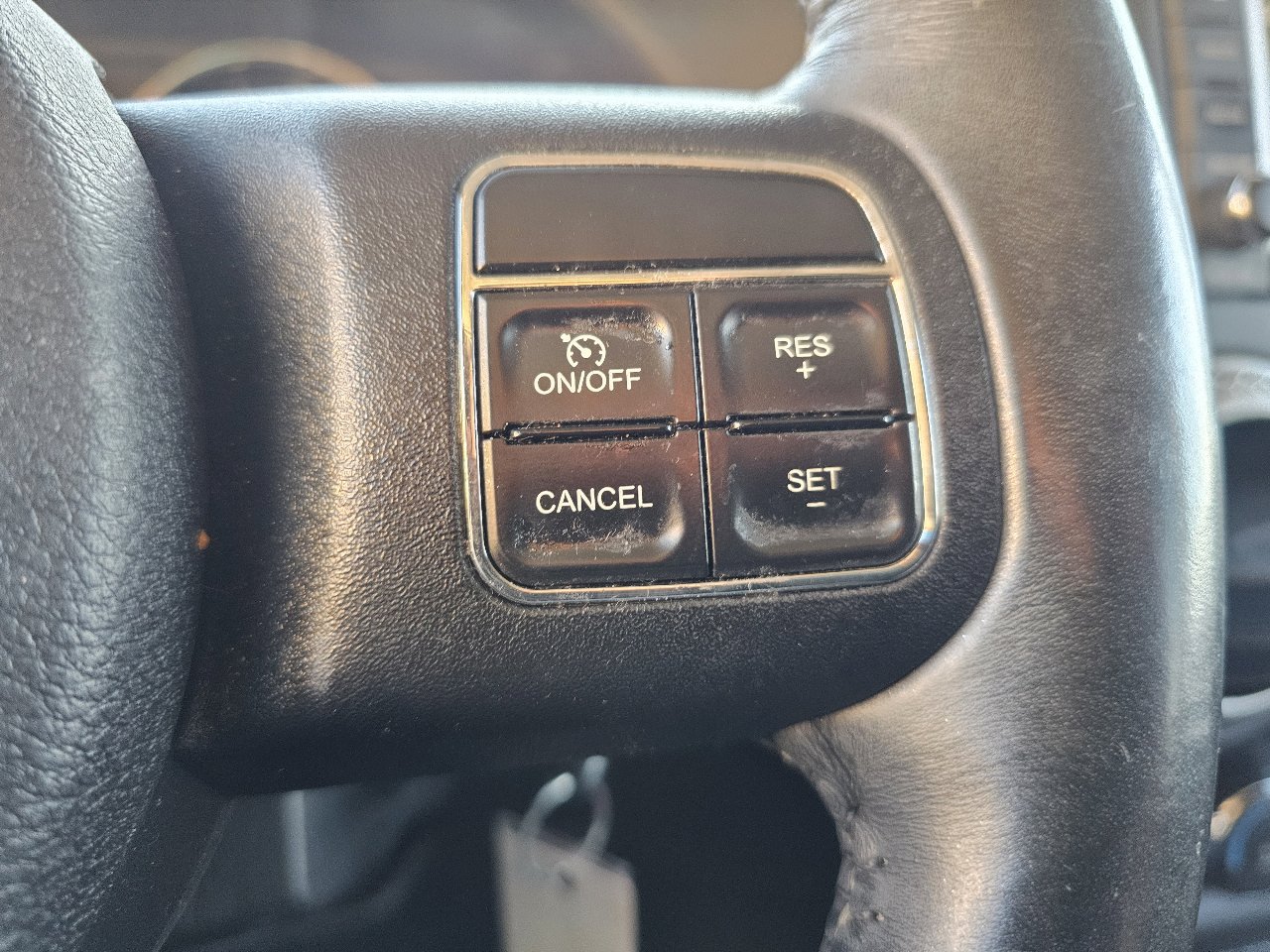 Used 2015 Jeep Wrangler Unlimited Sahara w/ Connectivity Group image 11