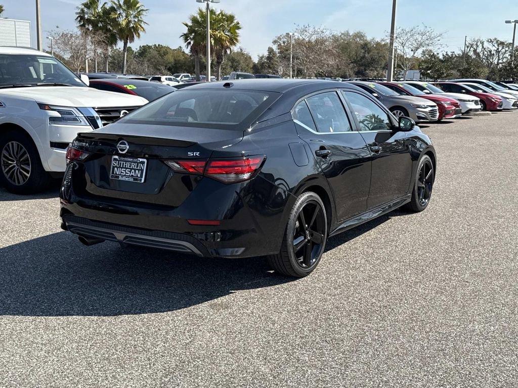 Used 2022 Nissan Sentra SR w/ Trunk Package image 4