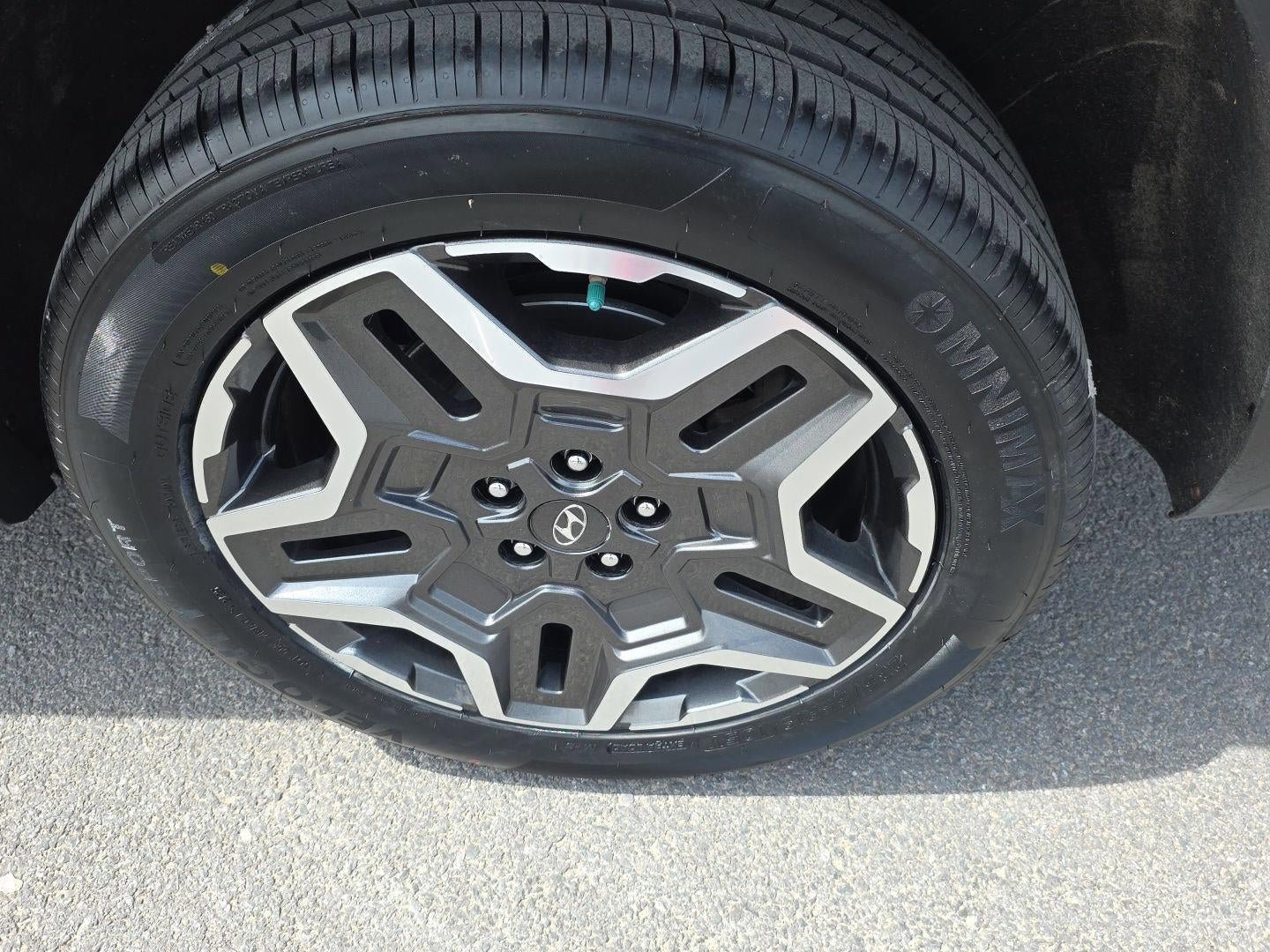 Used 2023 Hyundai Santa Fe Limited AWD/4WD image 4