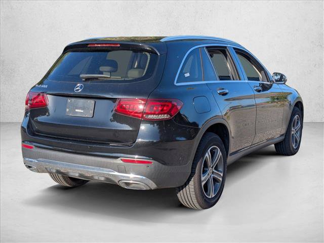 Used 2021 Mercedes-Benz GLC 300 image 3