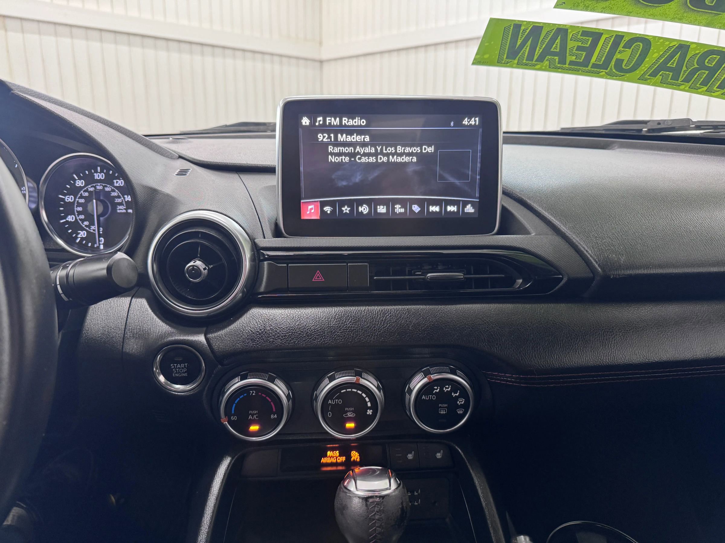 Used 2016 MAZDA MX-5 Miata Grand Touring RWD image 15