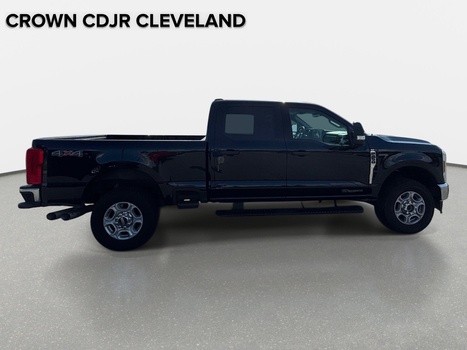 Used 2025 Ford F250 XLT AWD/4WD image 7