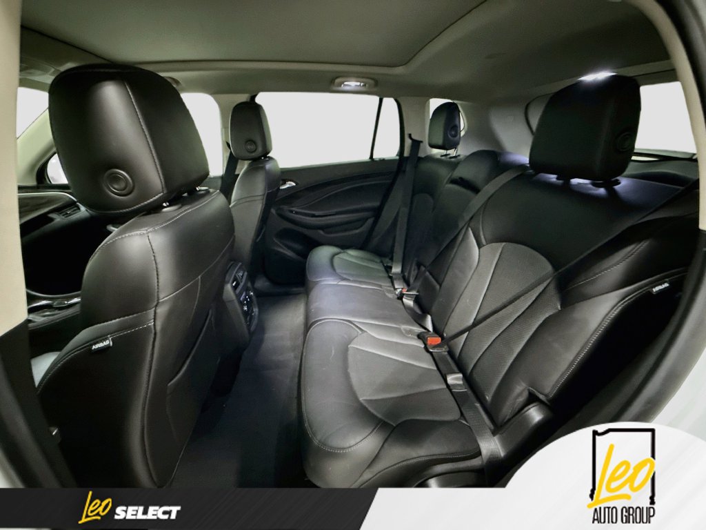 Used 2019 Buick Envision Essence AWD/4WD image 27