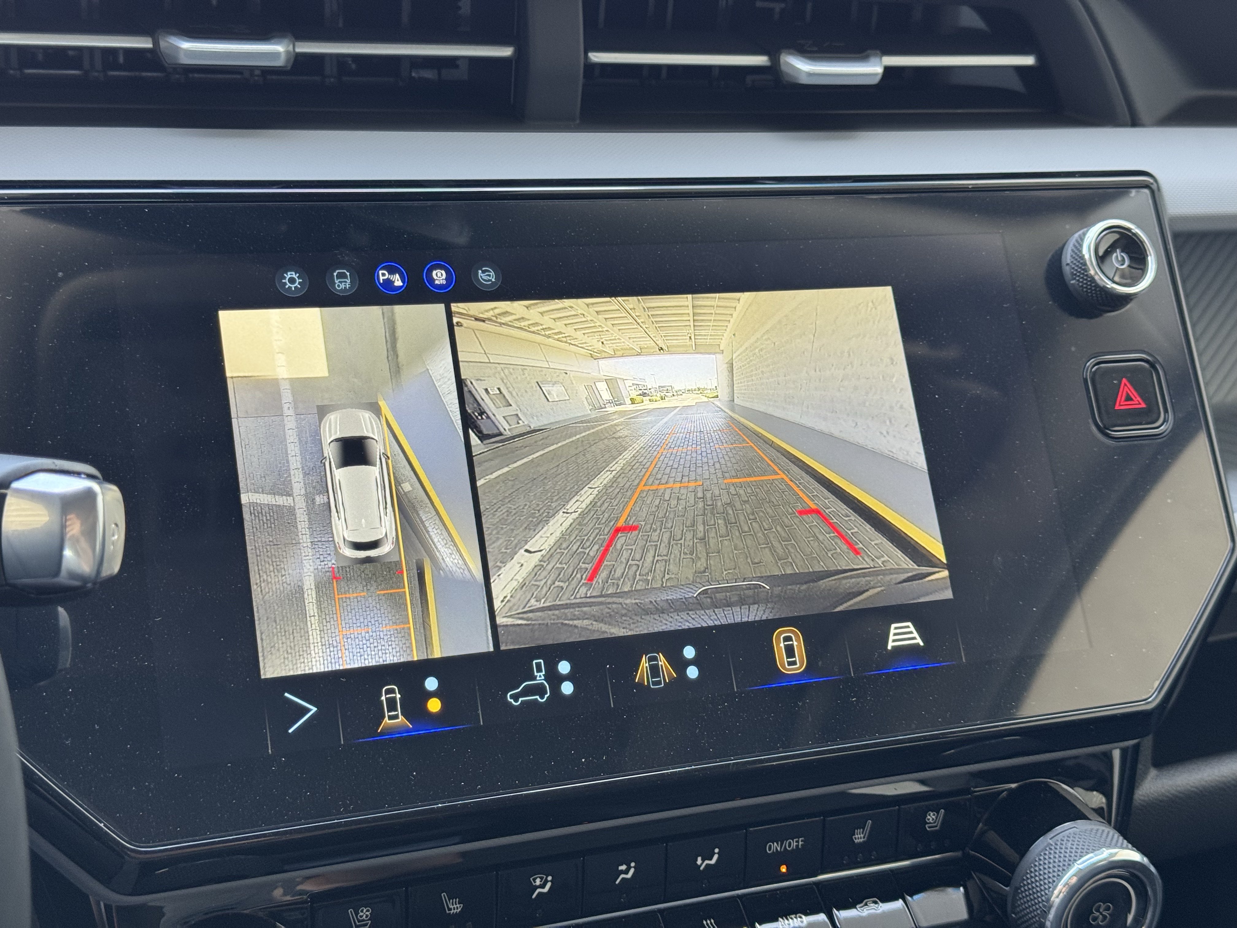 New 2027 Chevrolet Bolt RS w/ Technology Package FWD image 22