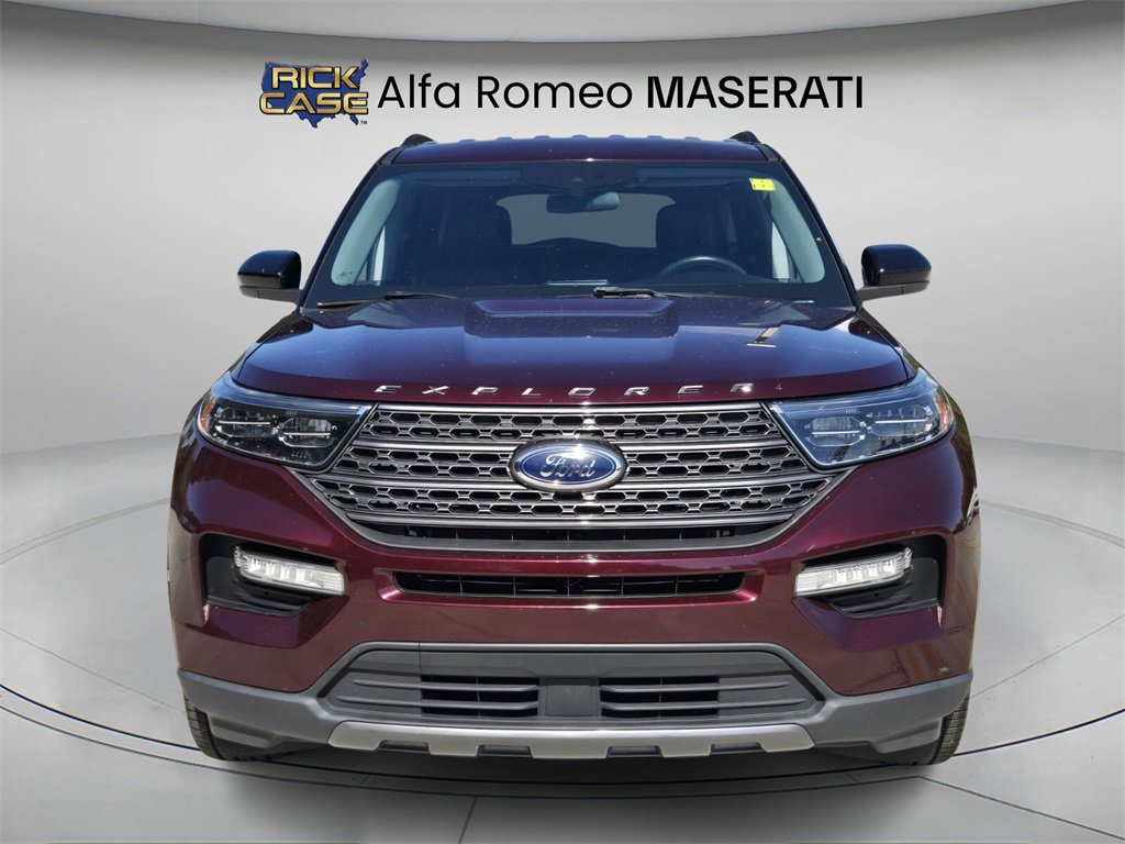 Used 2022 Ford Explorer XLT w/ Equipment Group 202A image 5