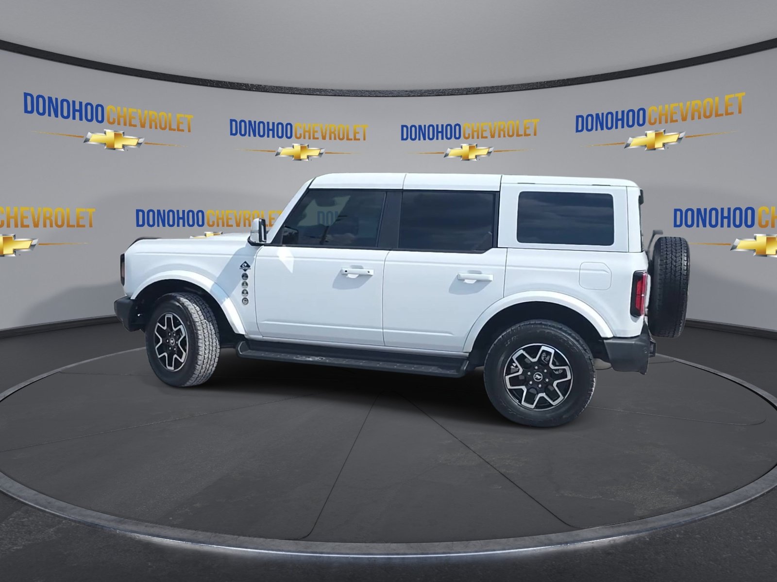 Used 2025 Ford Bronco Outer Banks AWD/4WD image 9