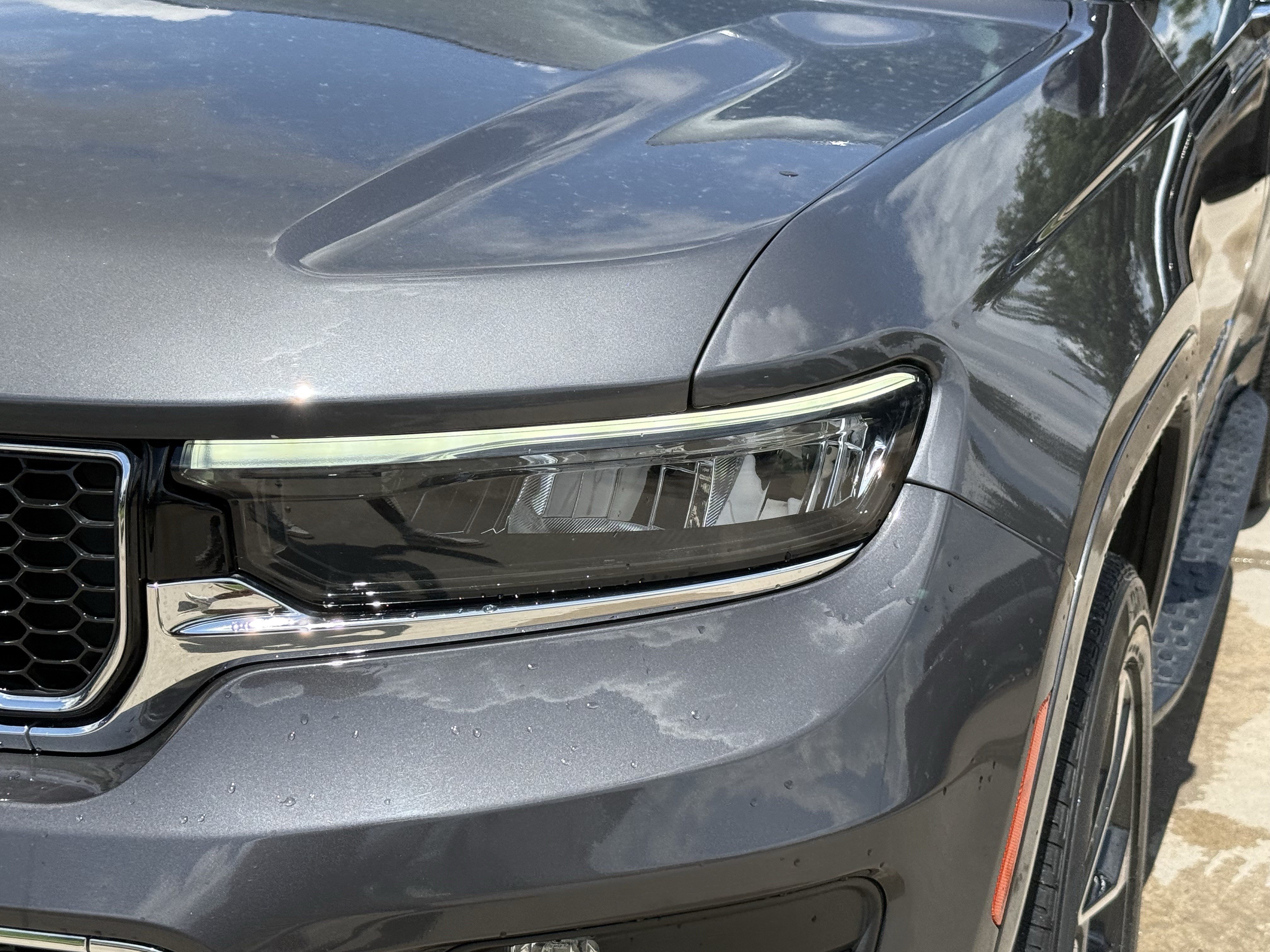 Used 2023 Jeep Grand Cherokee Overland RWD image 11