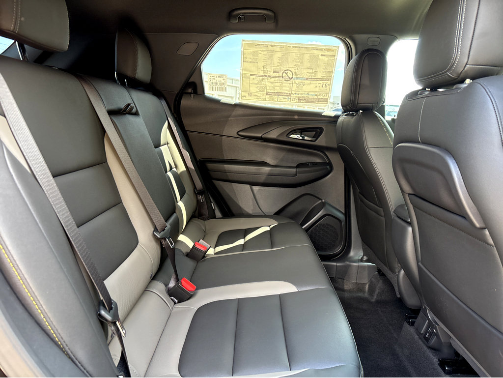 New 2025 Chevrolet TrailBlazer ACTIV w/ Convenience Package FWD image 13