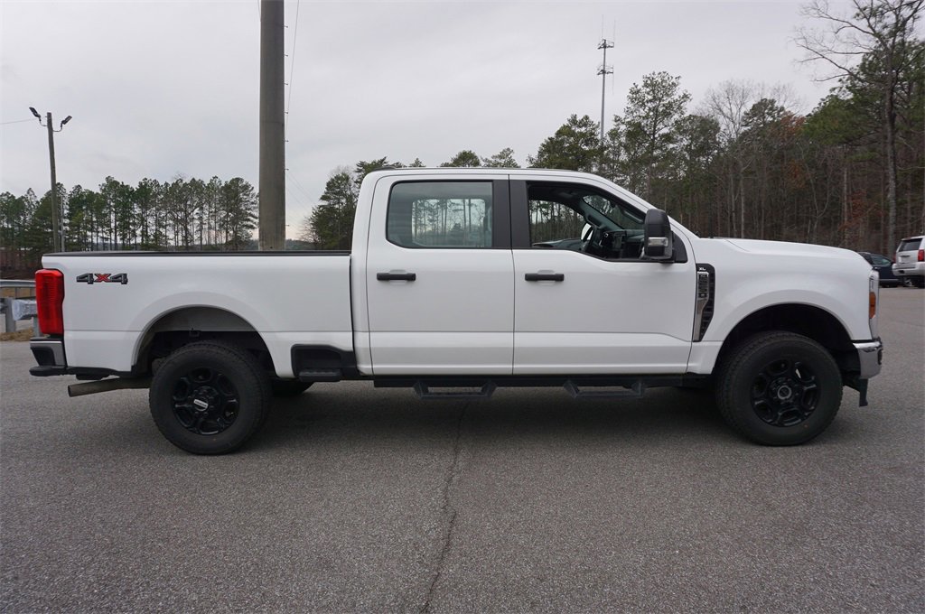 Used 2024 Ford F250 XL w/ XL Chrome Package image 22