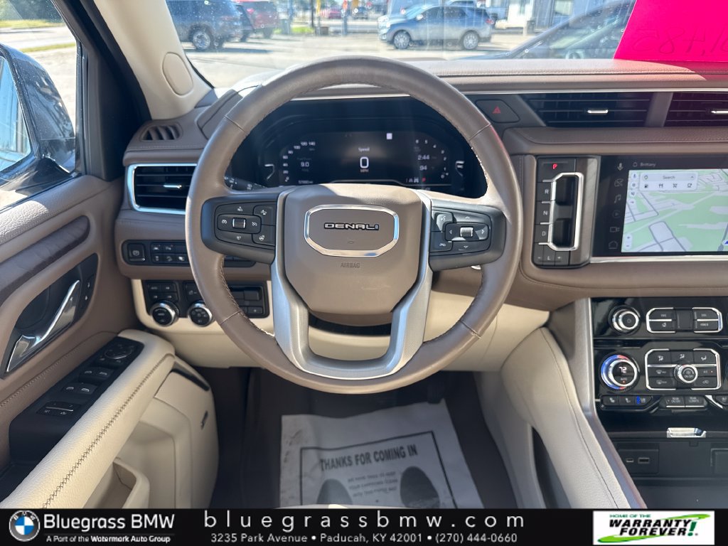 Used 2022 GMC Yukon Denali w/ Denali Ultimate Package AWD/4WD image 13