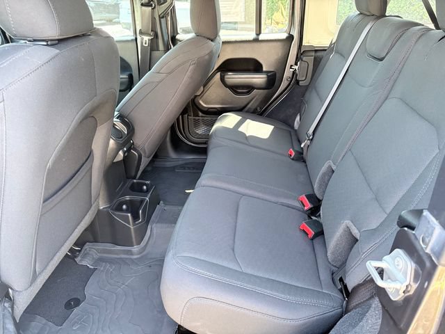 Used 2022 Jeep Wrangler Unlimited Sport AWD/4WD image 7