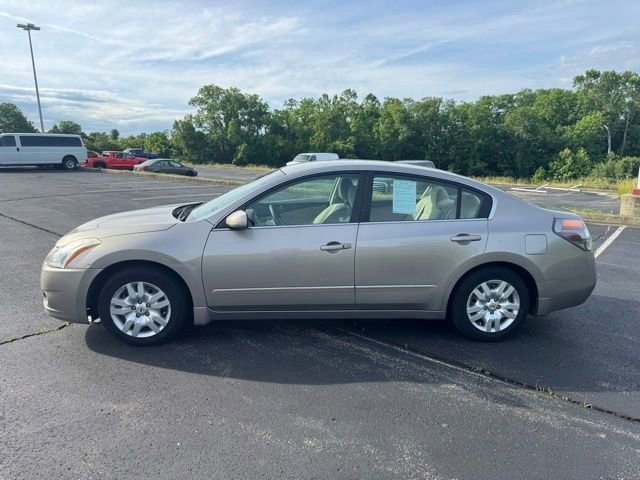 Used 2012 Nissan Altima 2.5 S FWD image 6