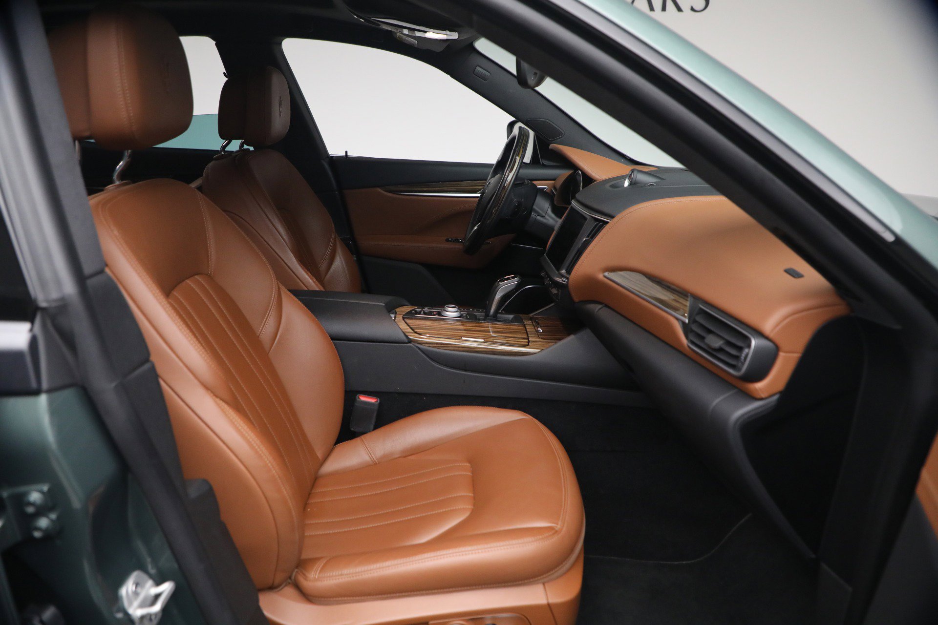 Certified 2022 Maserati Levante GT AWD/4WD image 14