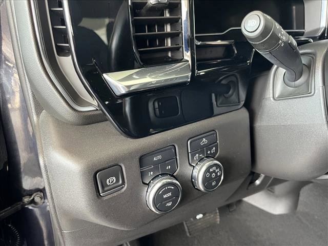 Used 2025 GMC Sierra 1500 Elevation AWD/4WD image 15
