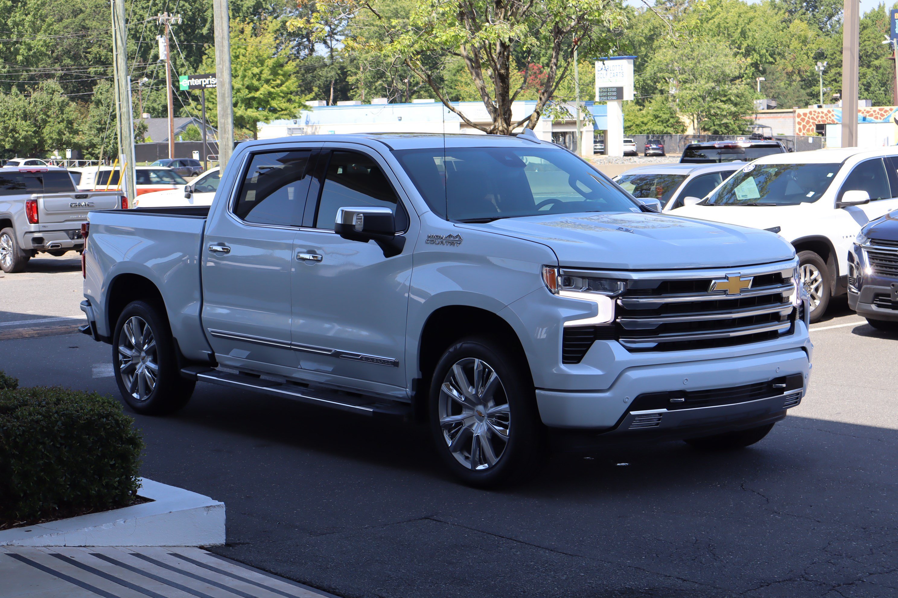 New 2026 Chevrolet Silverado 1500 High Country w/ High Country Premium Package AWD/4WD image 2