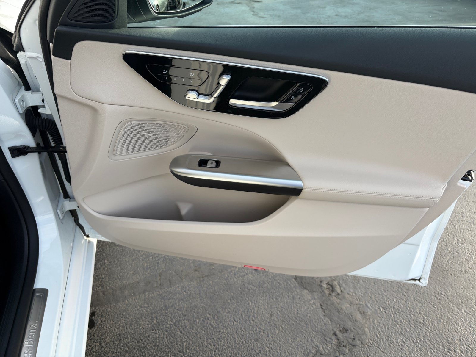Used 2026 Mercedes-Benz C 300 4MATIC Sedan image 17