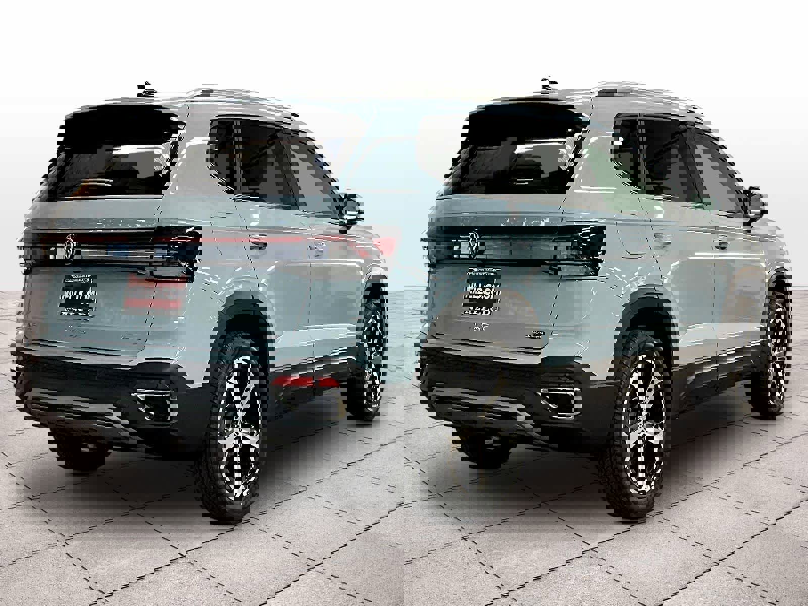 New 2026 Volkswagen Taos SEL image 4