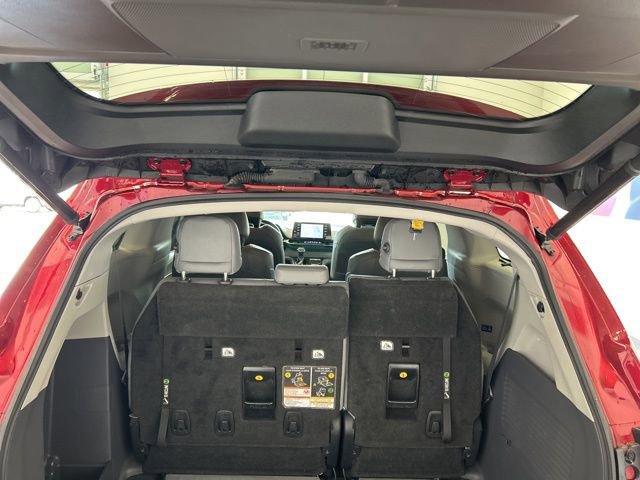 Used 2021 Toyota Sienna Limited AWD/4WD image 17
