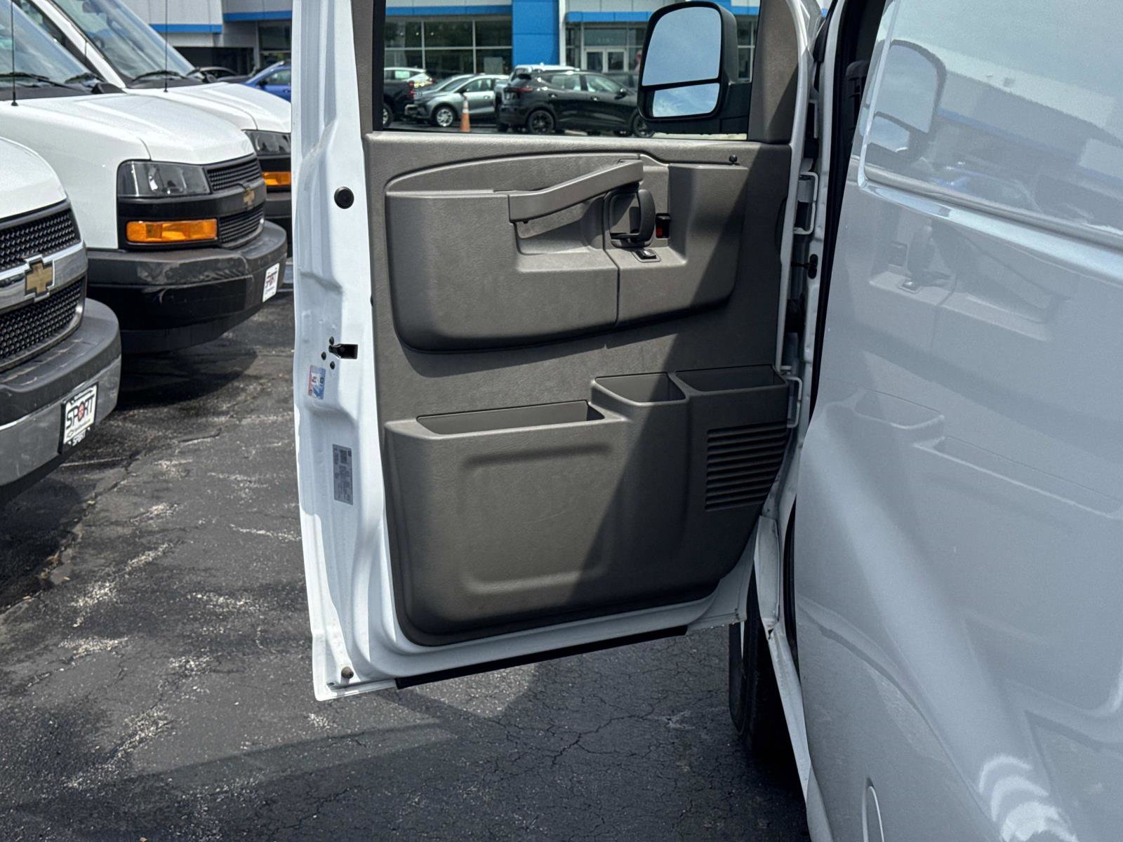 New 2025 Chevrolet Express 2500 w/ Driver Convenience Package RWD image 15