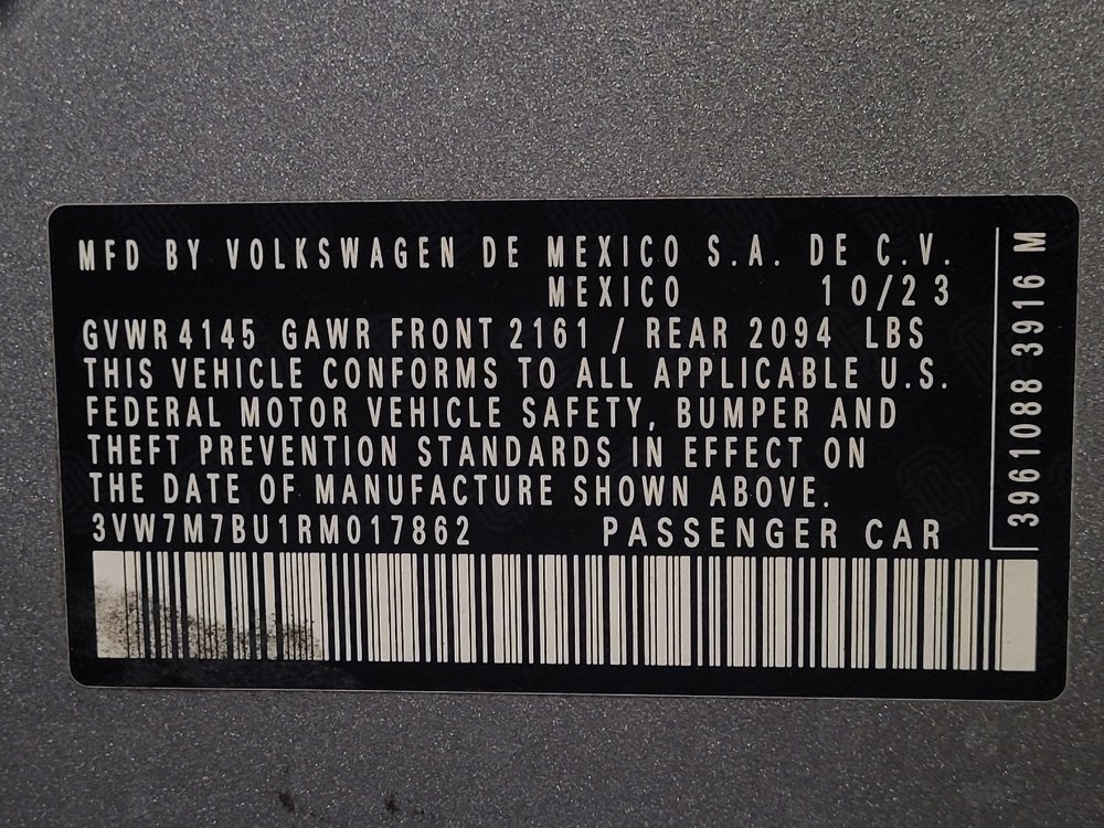 Used 2024 Volkswagen Jetta SE FWD image 33