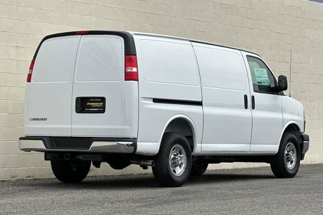New 2026 Chevrolet Express 2500 w/ Driver Convenience Package RWD image 4