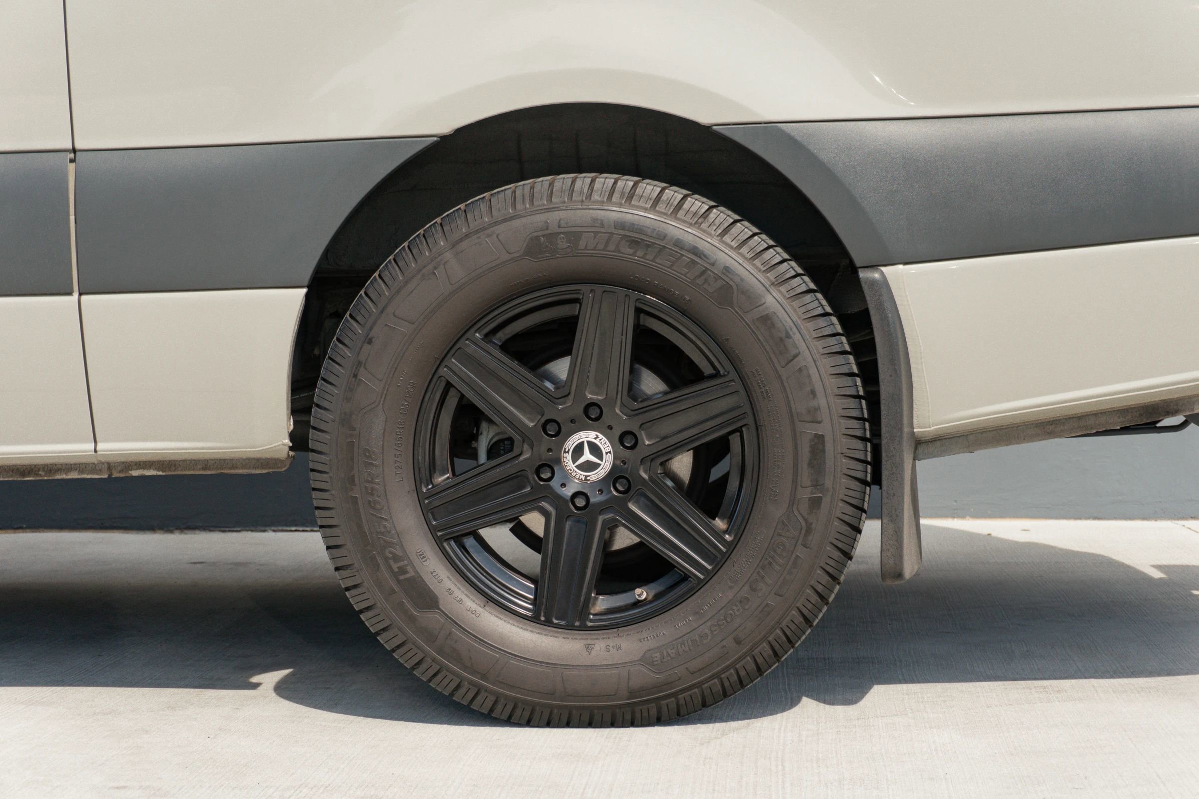 Used 2021 Mercedes-Benz Sprinter 2500 image 23