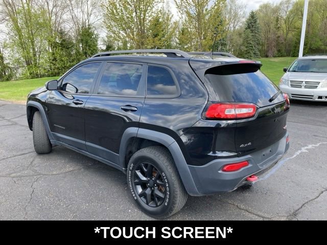 Used 2016 Jeep Cherokee Trailhawk w/ Cold Weather Group AWD/4WD image 5