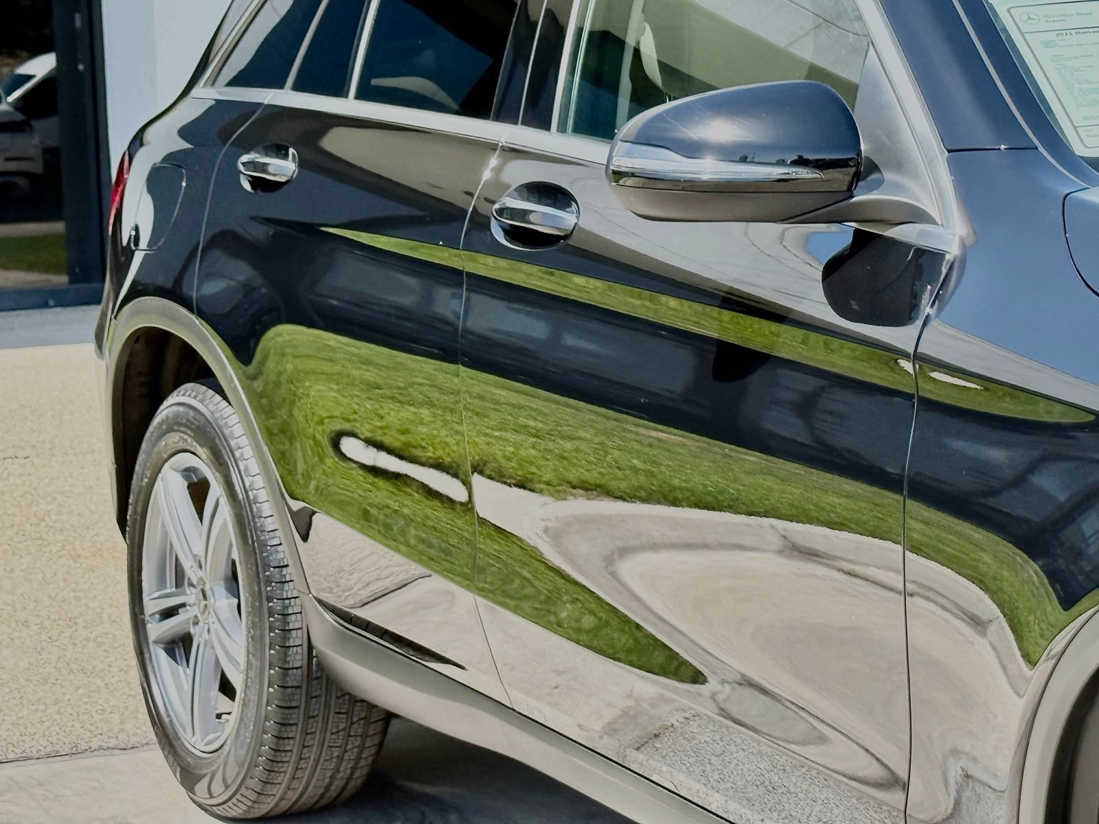 Used 2021 Mercedes-Benz GLC 300 image 9
