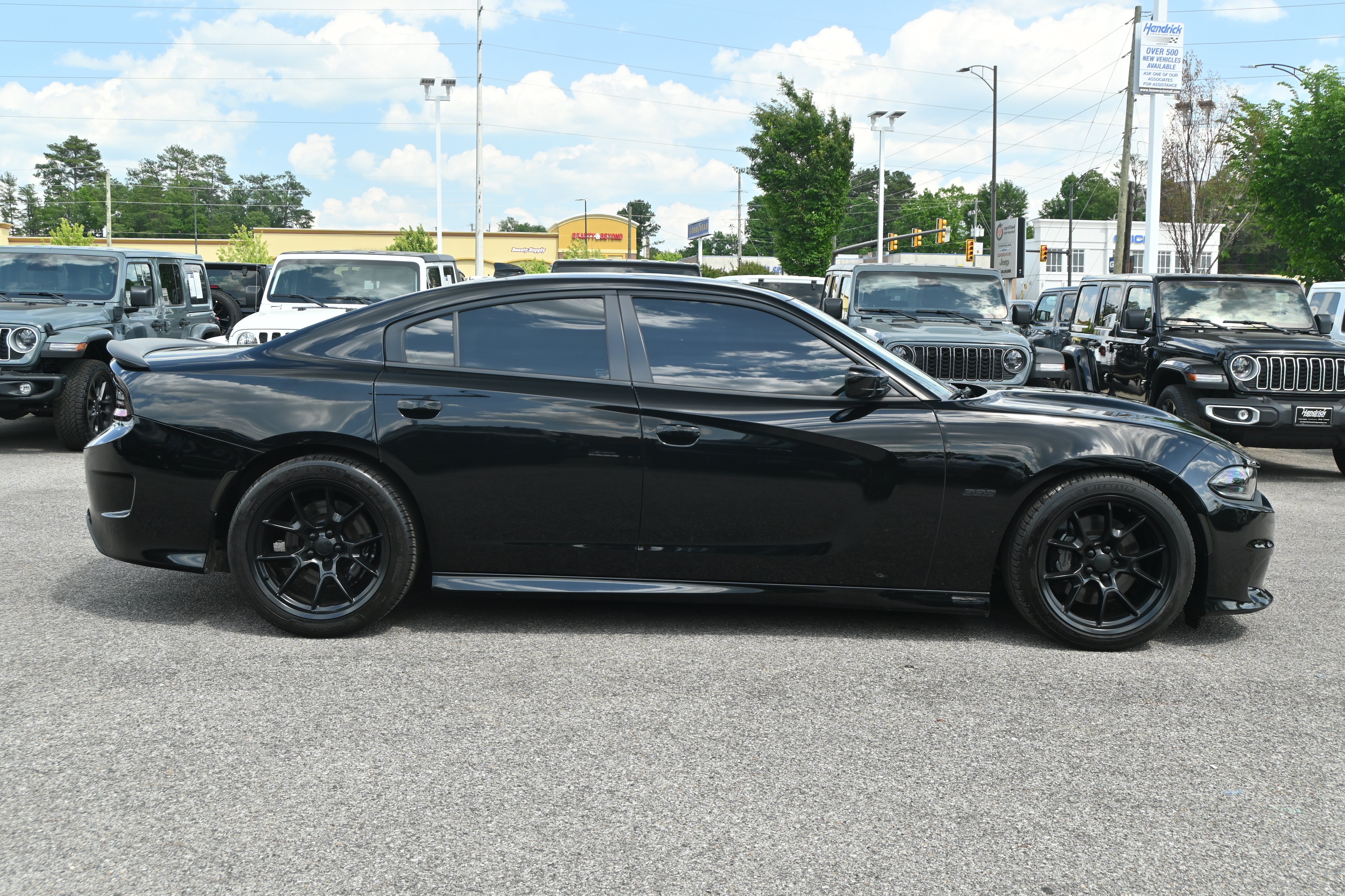 Used 2023 Dodge Charger Scat Pack w/ Plus Group RWD image 11